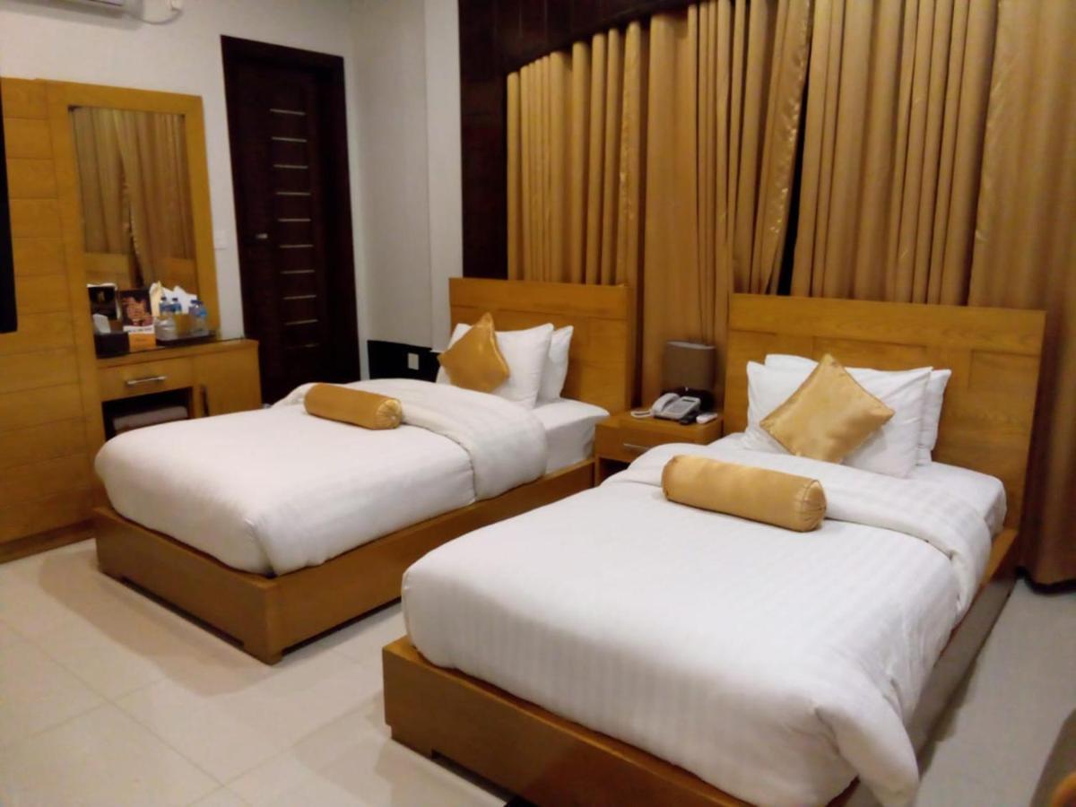 Burj Al Swat Hotel Saidu Sharif Exterior photo